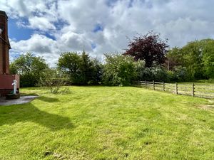 Gardens- click for photo gallery